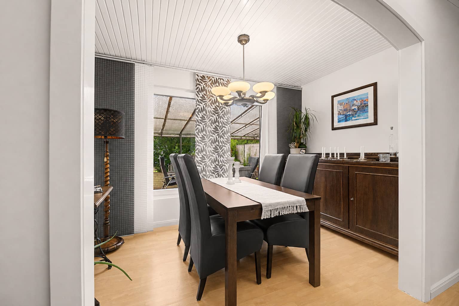 Lebensqualität, die man spürt – Endreihenhaus mit Pool und privater Garten-Oase - Bild 4