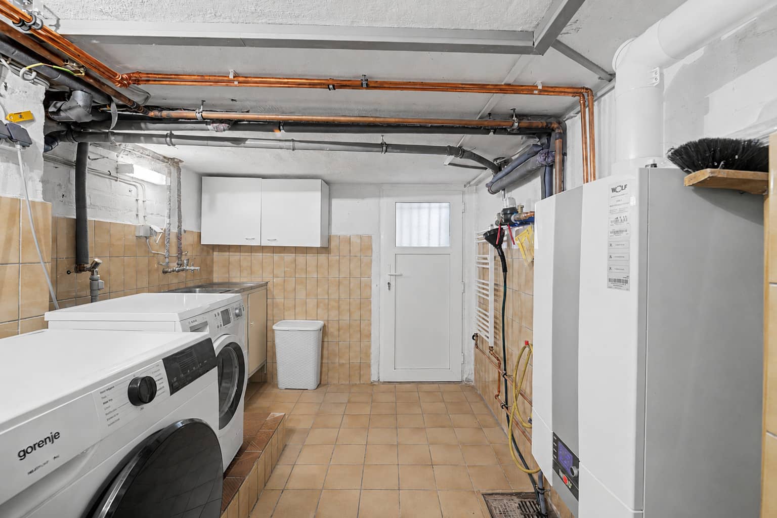 Lebensqualität, die man spürt – Endreihenhaus mit Pool und privater Garten-Oase - Bild 23