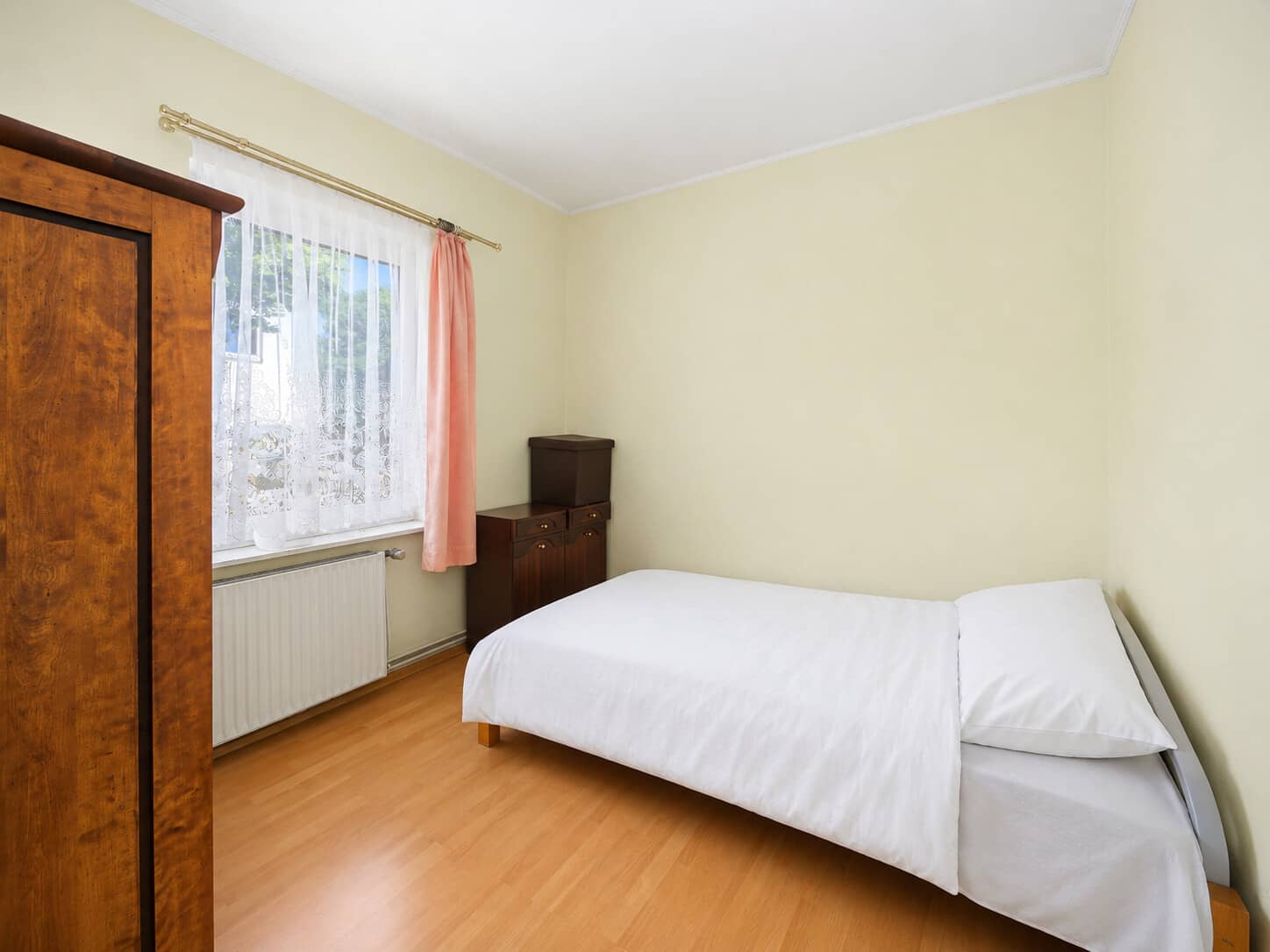 Anpacken, gestalten, verwirklichen: Haus mit 1.923 m² Grundstück in zentraler Lage - Bild 9