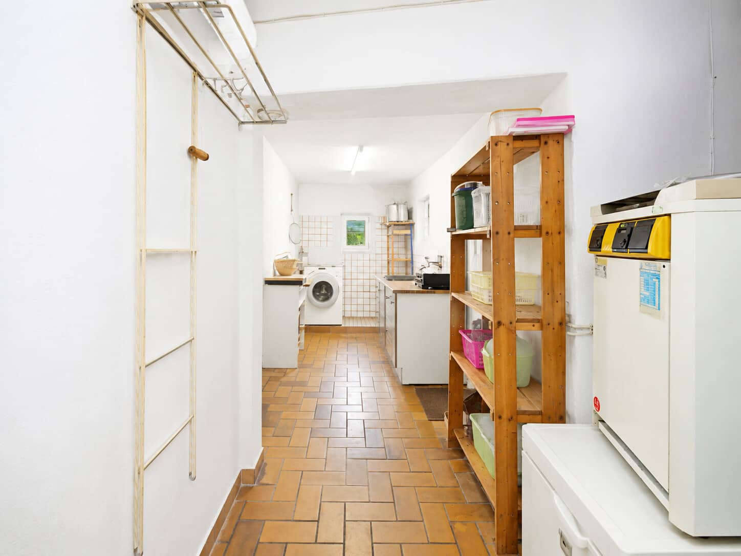 Anpacken, gestalten, verwirklichen: Haus mit 1.923 m² Grundstück in zentraler Lage - Bild 23